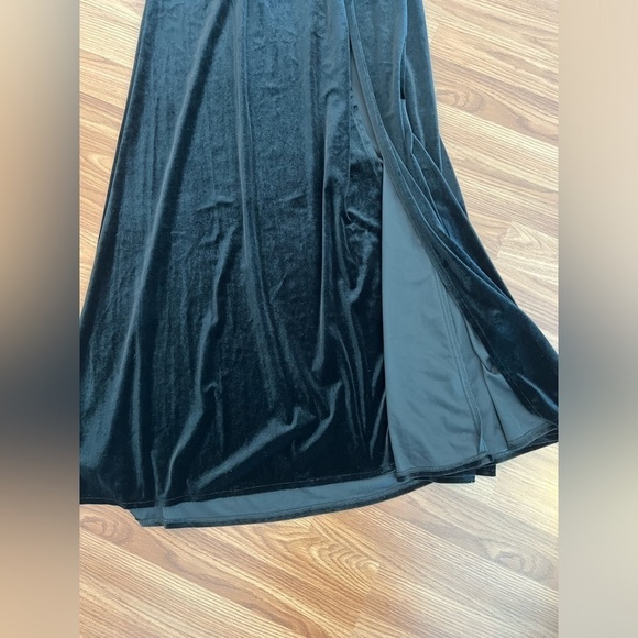 AFTER SIX 1556 ONE-SHOULDER VELVET MAXI DRESS POCKETS BLACK NWT - Picture 5 of 16